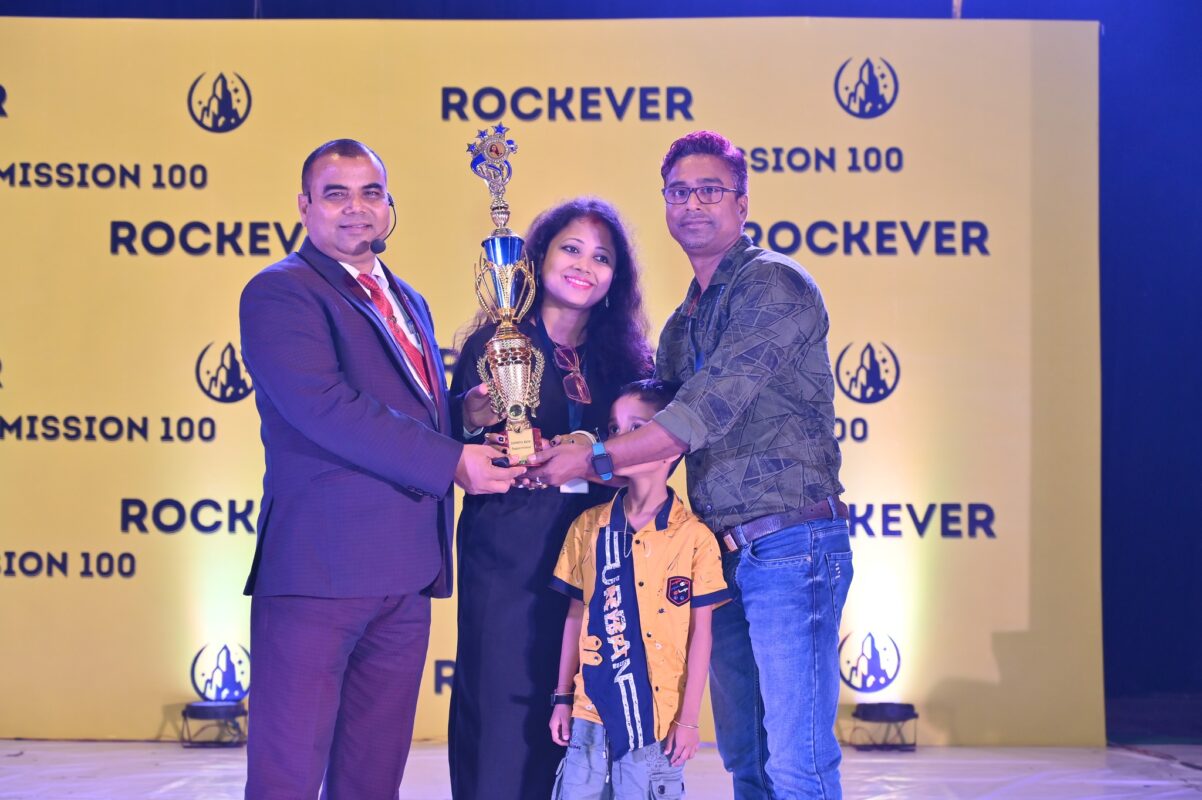 522130664_122171738378500831_5761377822452174087_n